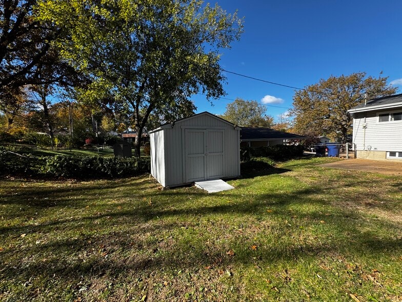 Building Photo - 556 Joshua Dr