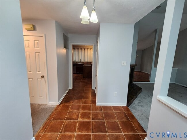 Building Photo - 10110 Hearthrock Ct