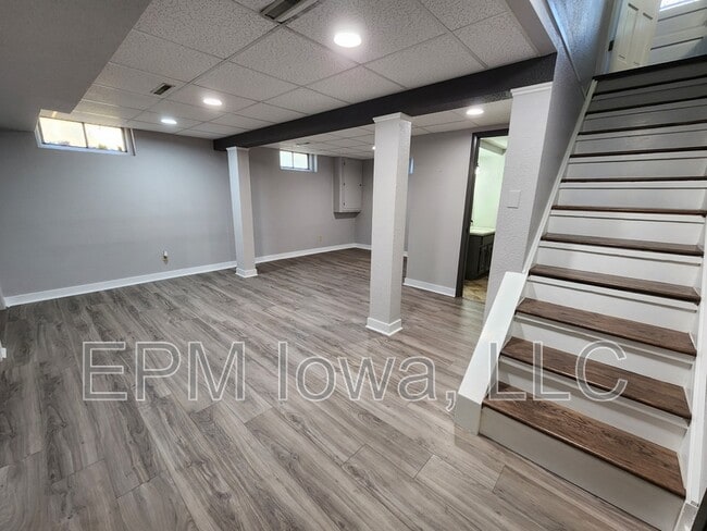 Building Photo - 137 Pauline Pl