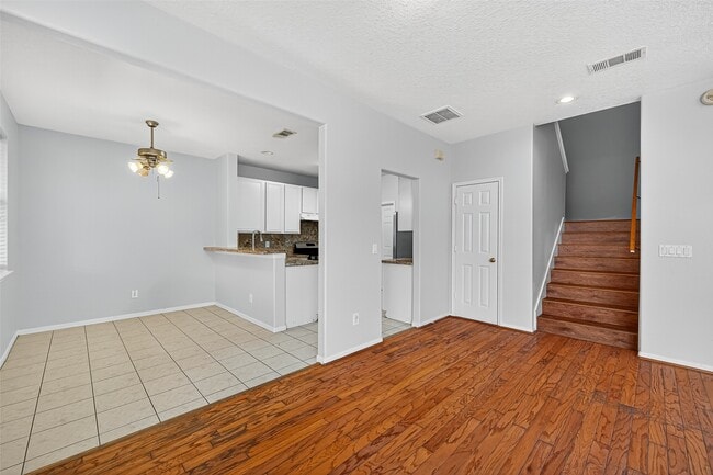 Building Photo - 2942 Blue Dawn Dr