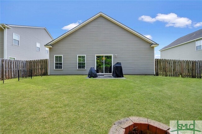 Building Photo - 124 Waverly Way