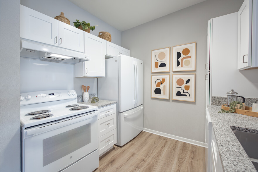 Building Photo - Alcott Village