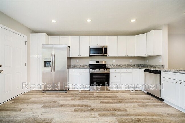 Building Photo - 7266 W Reformatory Rd