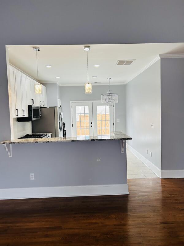 Building Photo - 305 Claybrooke Dr