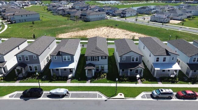 Building Photo - 16514 Silver Brook Wy