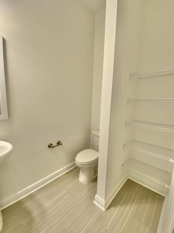 Building Photo - 156 Kara Lake Dr