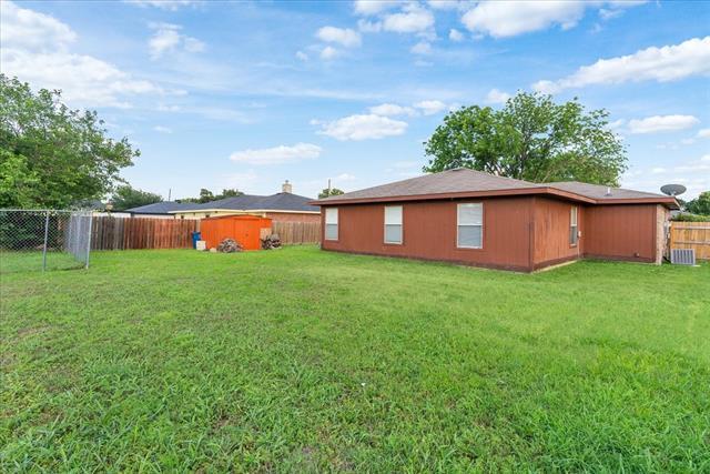 Building Photo - 10311 Pondwood Dr