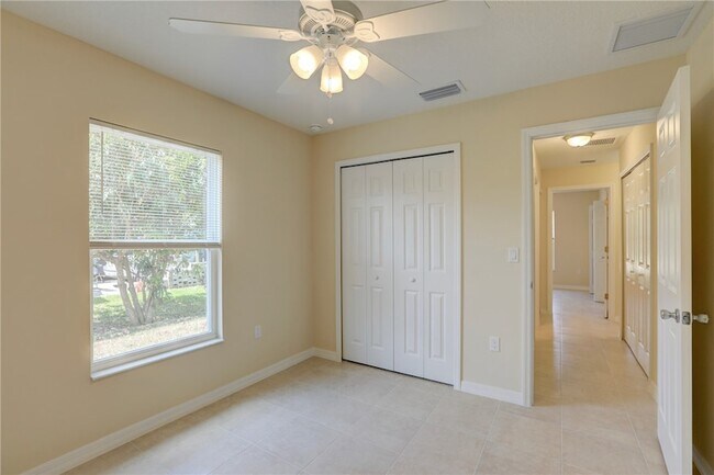Building Photo - 8876 98th Ct