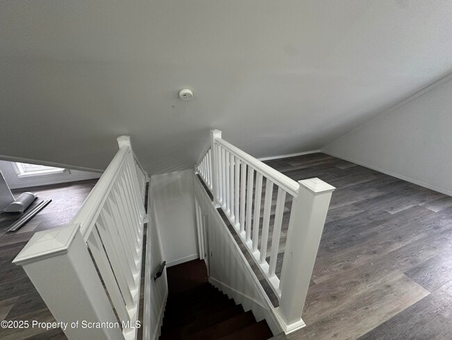 Building Photo - 1264 S 6th Ave