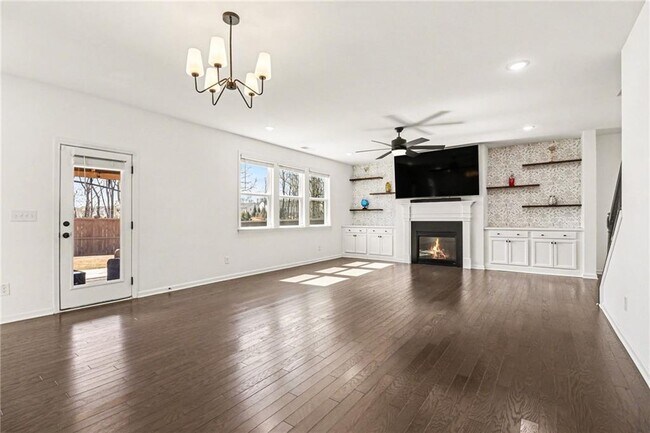 Building Photo - 5510 Bower Pl