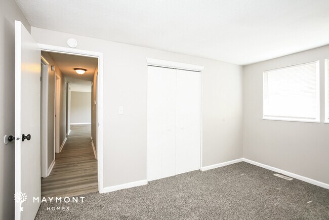 Building Photo - Lovely 3 Bedroom in Indianapolis