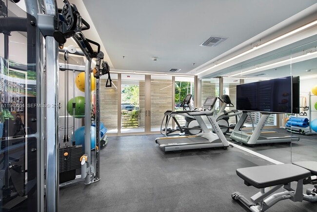 Building Photo - 311 Meridian Ave