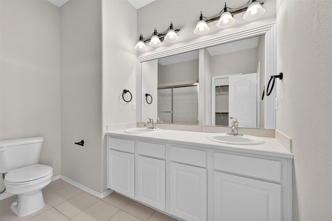 Building Photo - 16 Regency Pt