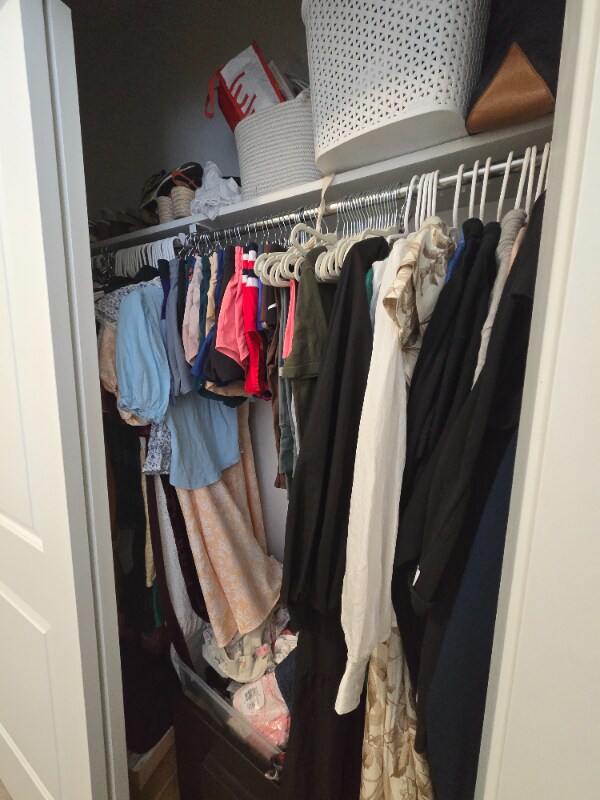 Building Photo - 896 N 560 W St