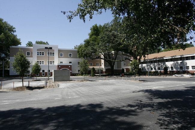 Primary Photo - Apostles Village
