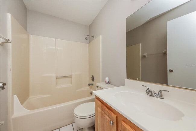 Building Photo - 2739 Woodruff Dr