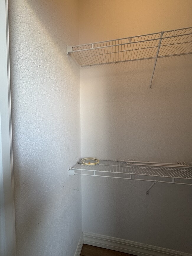 Building Photo - 4245 Via Del Villetti Dr