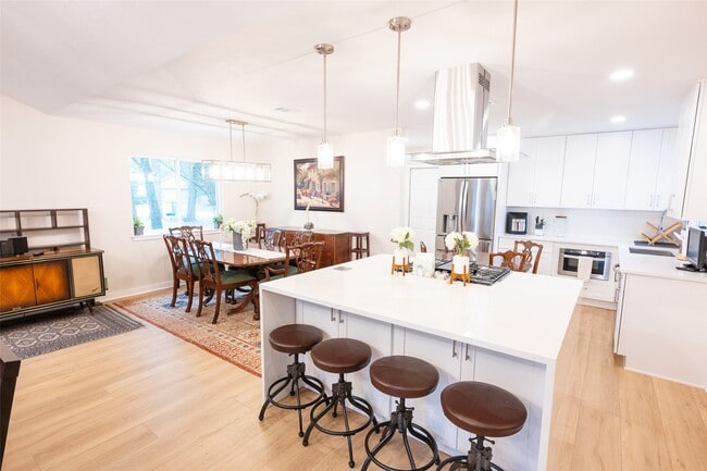 Building Photo - 42 S Waxberry Rd