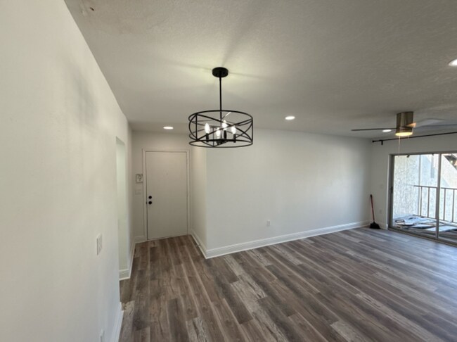 Building Photo - 2209 Belleair Rd