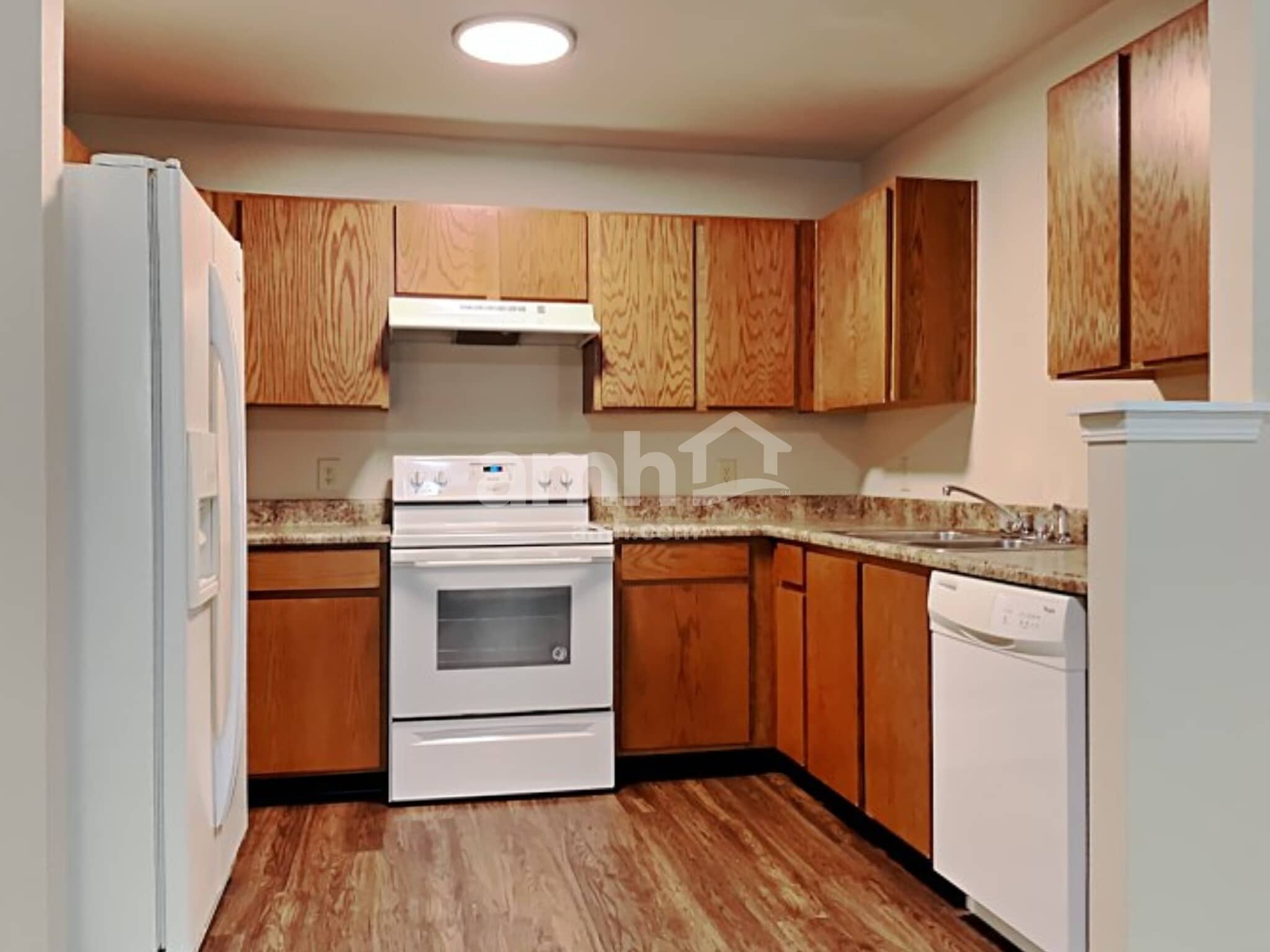 Building Photo - 15424 Gallow Ln