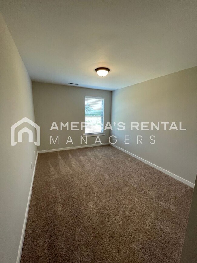 Building Photo - Home for Rent in Cullman, AL!! Available to View Now!!! SIGN A 13 MONTH LEASE BY 01/15/26 TO RECE...