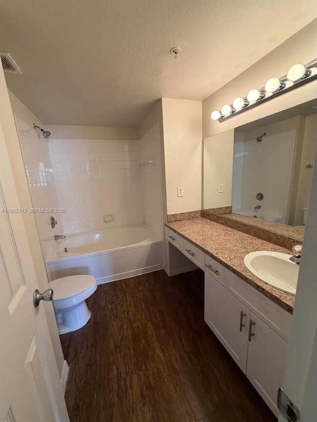 Building Photo - 200 SW 117th Terrace