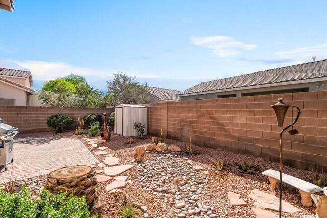 Building Photo - Silverado Ranch: Bright, Open Concept 3/2/2 Home with Downstairs Bedroom & Full Bath, Community Pool