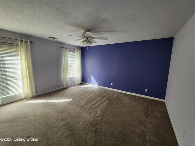 Building Photo - 10828 Glenway Pl