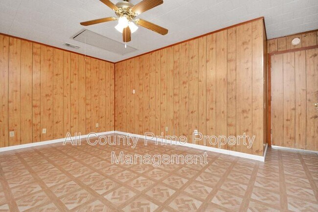 Building Photo - 19214 Cypress River Dr