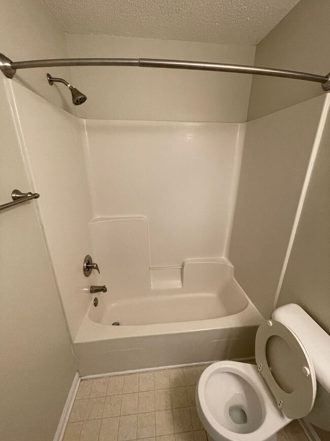 Building Photo - Briarwood West Sudvision - Stainless Steel...