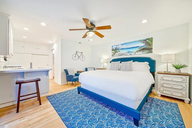 Building Photo - 1185 Tamarack Ave