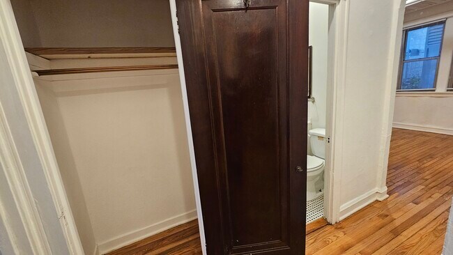 Building Photo - 5507 N Campbell Ave