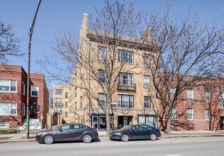 Building Photo - 3806 W Irving Park Rd