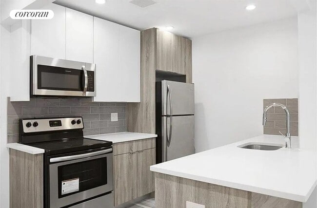 Primary Photo - 517 W 134th St