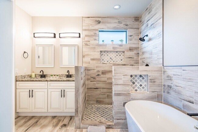 Building Photo - 3611 El Cajon Ave