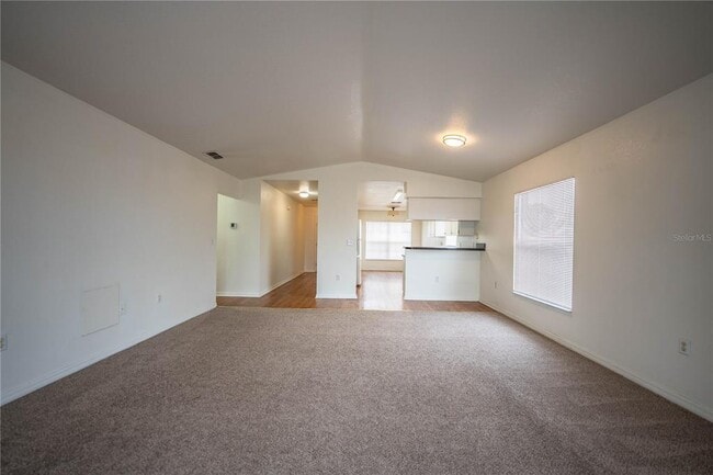 Building Photo - 812 Marcia Loop