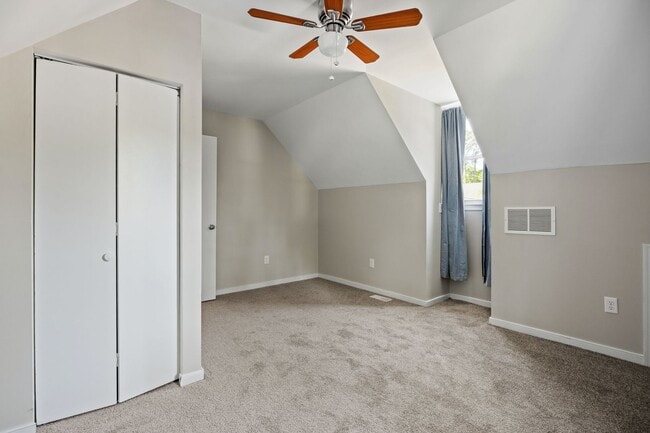 Building Photo - Completely Renovated 4 Bedroom/2 Bath Property off of Staples Mill Rd.! ****Available Beginning o...