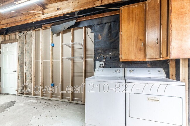 Building Photo - 1903 Athel Ave