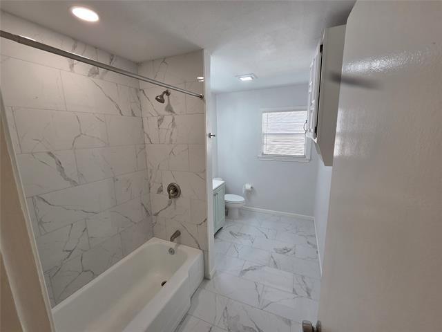 Building Photo - 3600 Katrine St