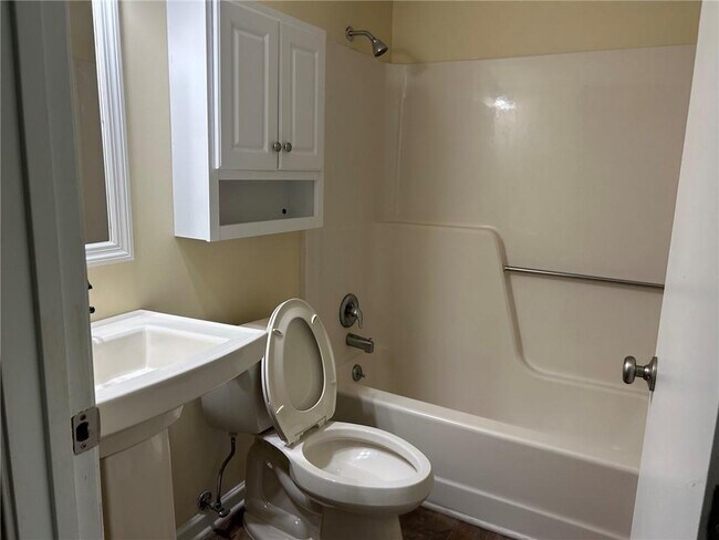 Building Photo - 9775 Loblolly Ln