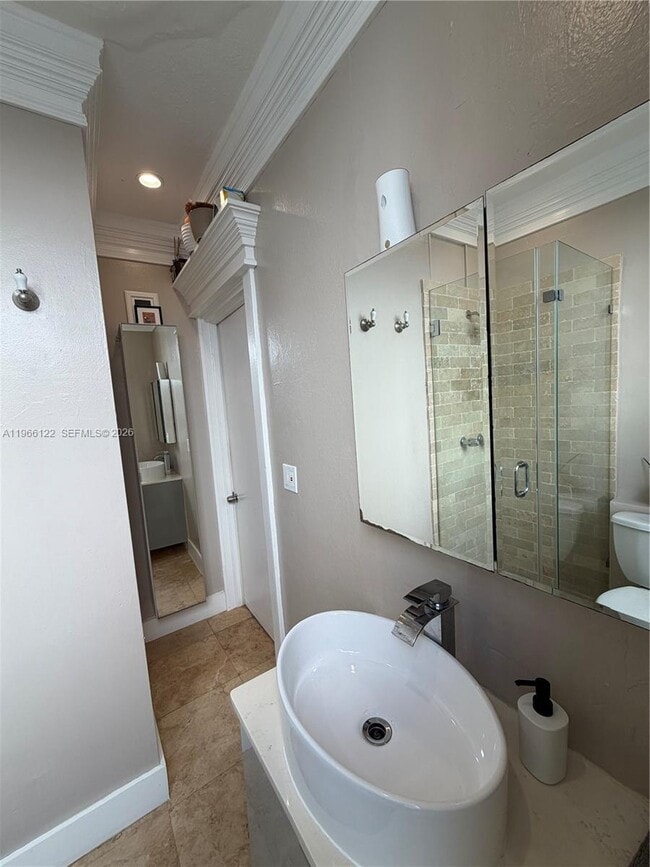 Building Photo - 119 Menores Ave