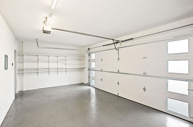Building Photo - 11143 Rolling Bay Walk NE