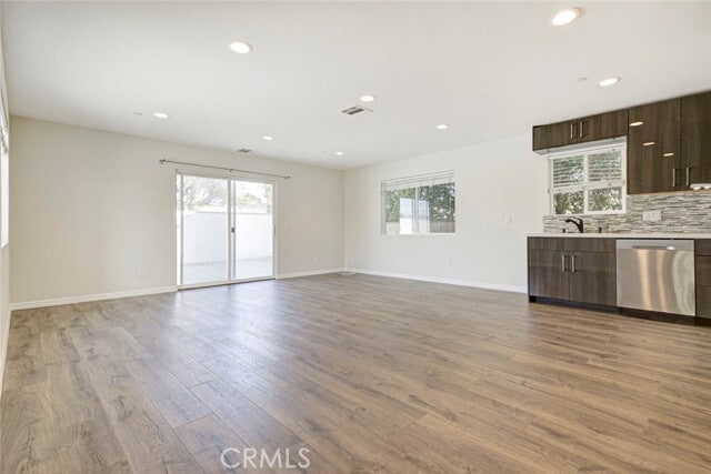 Building Photo - 13329 Strathern St