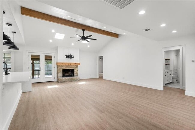 Building Photo - 7405 Attar Cove