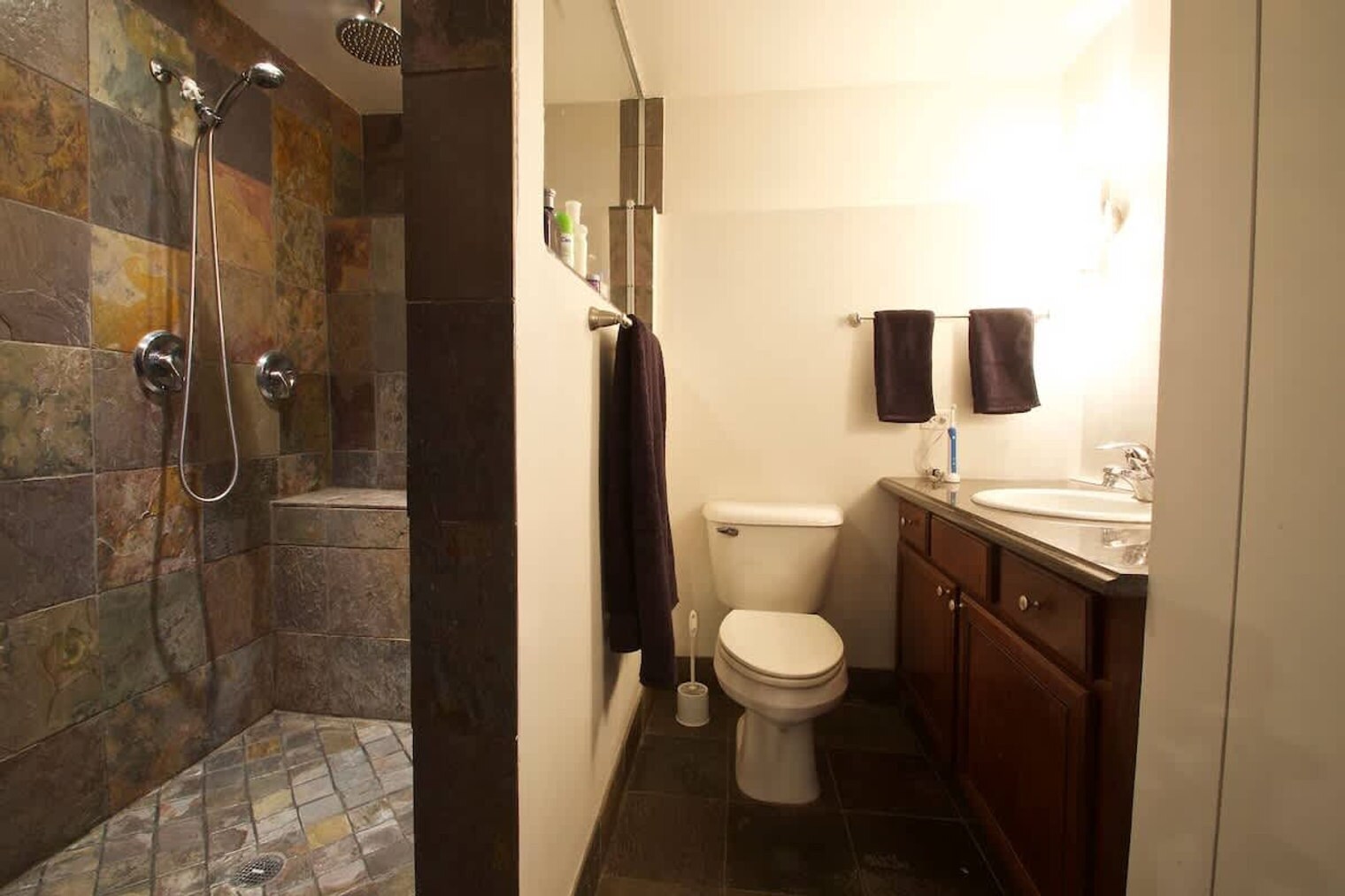 Building Photo - 1541 N Milwaukee Ave