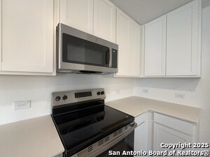 Building Photo - 3327 Gingham Pt