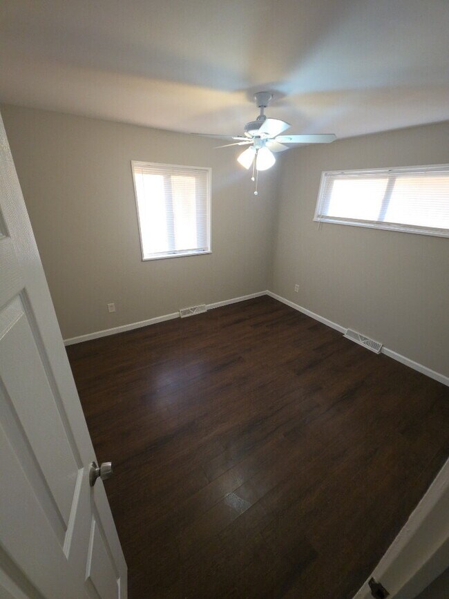 Building Photo - Charming 3-Bedroom Home in a Quiet St. Louis Neighborhood