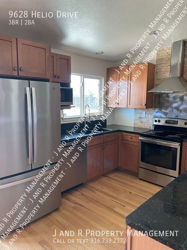 Building Photo - 9628 Helio Dr