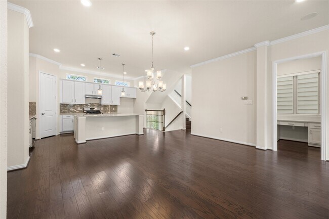 Building Photo - 8911 Wind Springs Dr