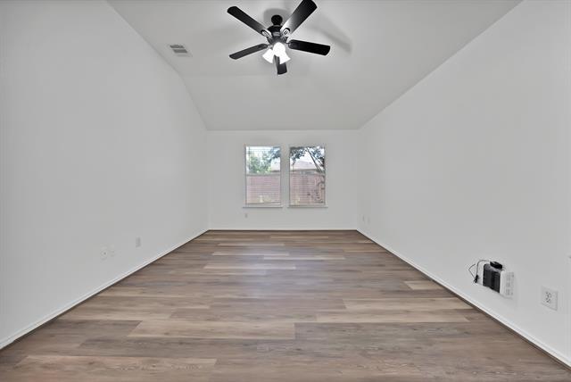 Building Photo - 1002 Manassas Dr